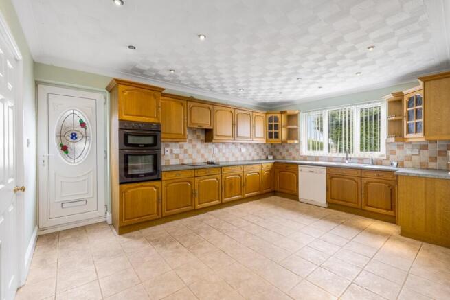 8 Bede Crescent (Benington)-17