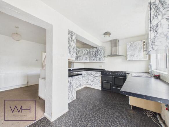 3 bed Semi-Detached for sale Image 4