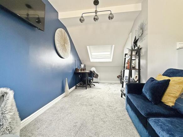 Bedroom 4/Study