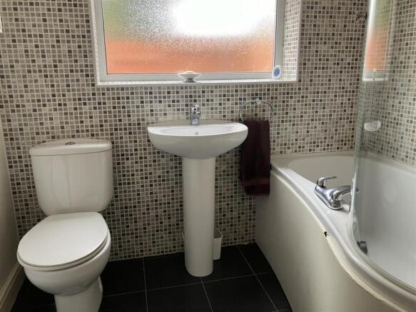 bathroom new.jpg