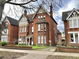 Flat 8, 44, De Parys Avenue, Bedford MK40 2TP