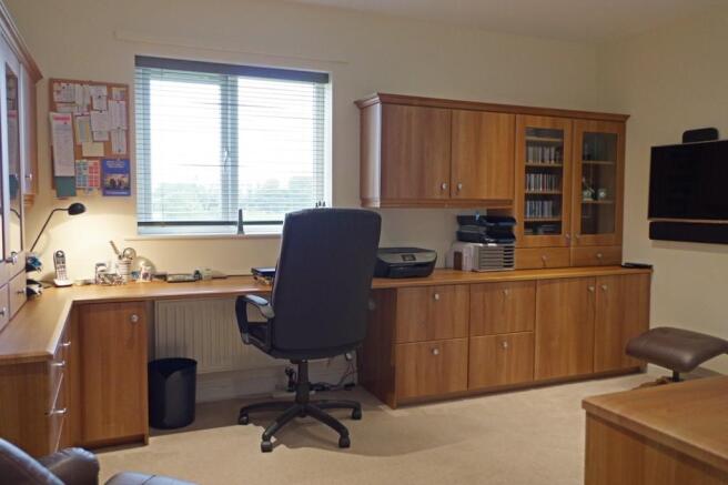 Photo 17