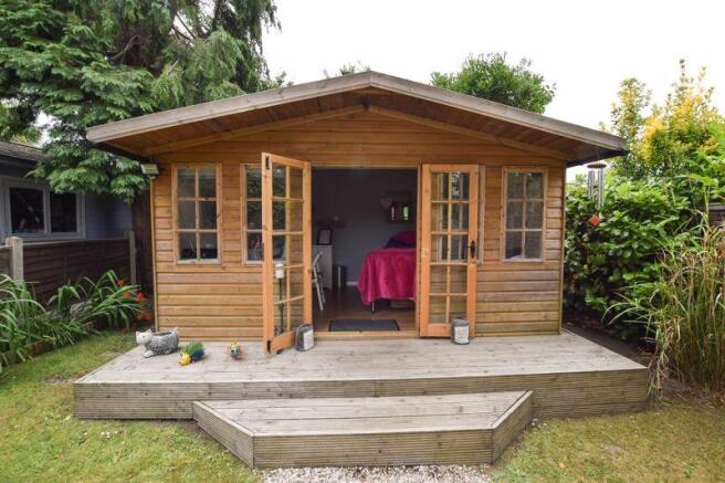 Wood cabin