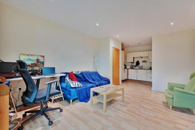 1 bed Apartment for sale Image 5
