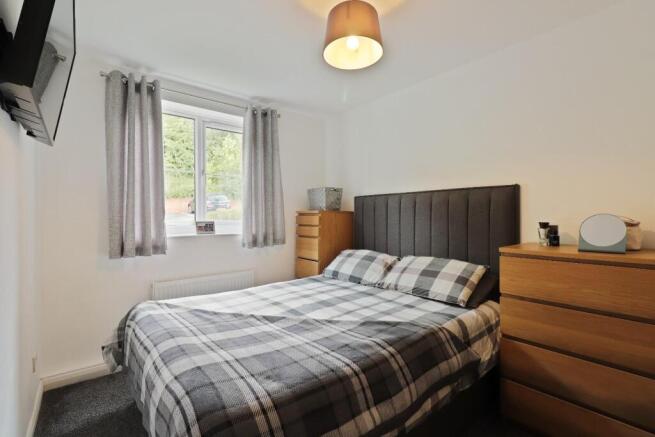 2 bed Flat for sale Image 3