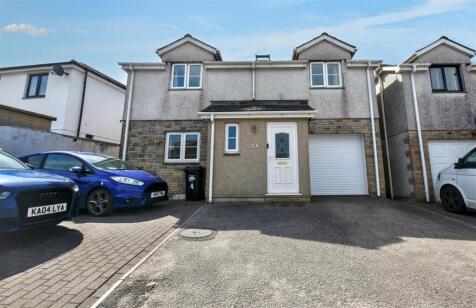 Heathfield Gardens, Redruth Highway, Redruth