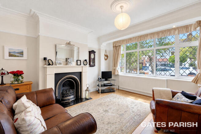 Coniston Avenue, Upminster, RM14 photo 4
