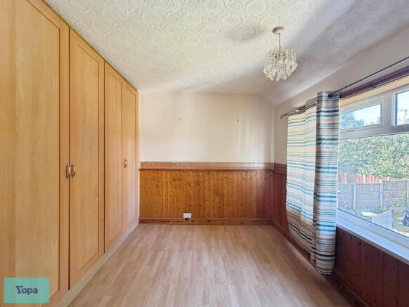 3 bed Semi-Detached for sale Image 9