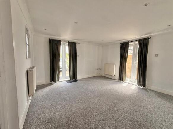 Byewaters - Lounge.jpg