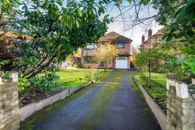 Brooklands Road, Sale, M33 photo 2