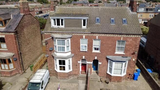 2 bed Apartment for sale Image 12