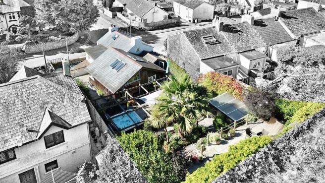 Total Garden Area Towards Building.JPG