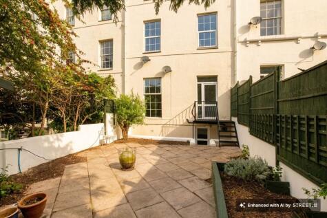 Barnpark Terrace, Teignmouth, TQ14