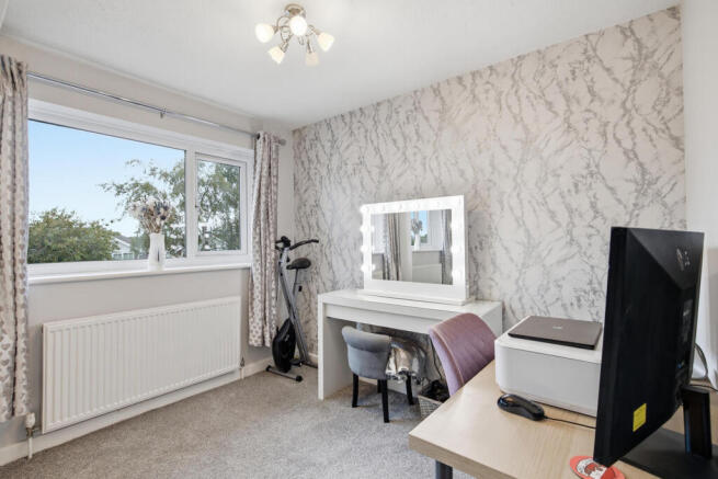 3 bed Semi-Detached for sale Image 12