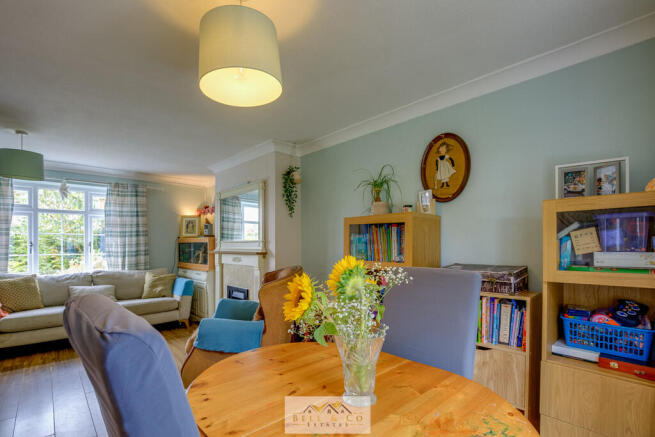 3 bed Semi-Detached for sale Image 6