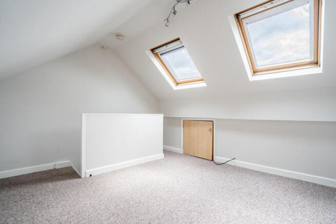 2 bed Terraced for sale Image 12