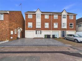 8, Abercorn Way, Witham CM8 2UF
