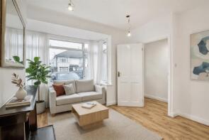 39, Federal Road, Greenford UB6 7AW
