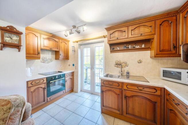2nd KITCHEN.jpg