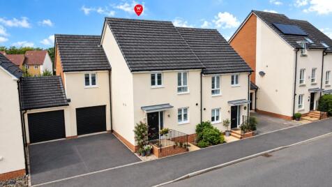 Claypits Road, Roundswell, Barnstaple, Devon, EX31