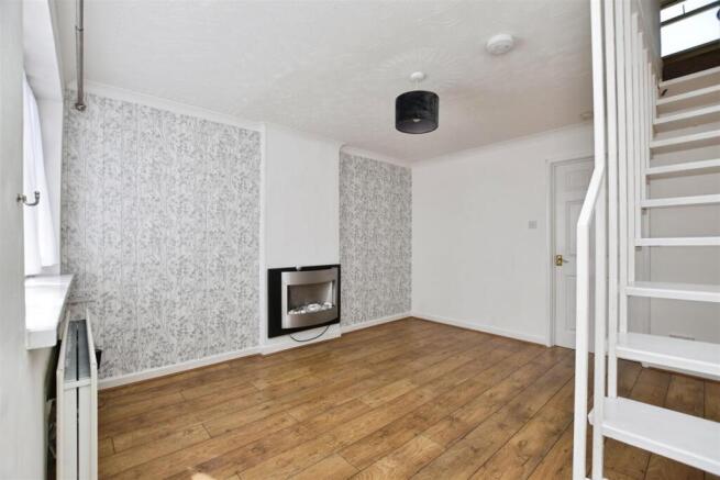 2 bed Terraced for sale Image 4