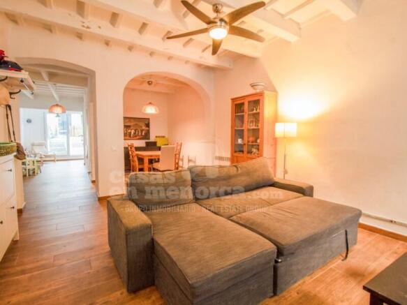 House with patio in Mahon