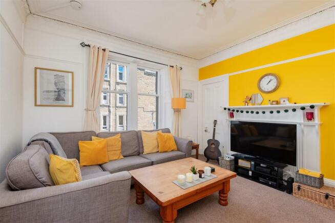 1R 60 Abbotsford Street Dundee-1.jpg