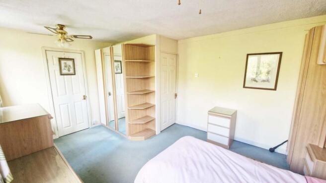 BEdroom1a.jpg