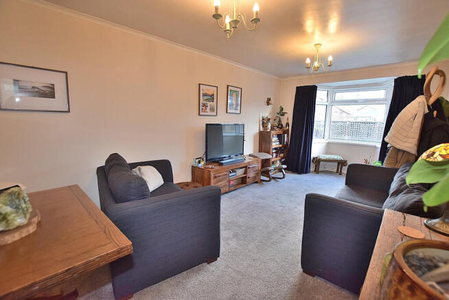 2 bed Semi-Detached Bungalow for sale Image 4