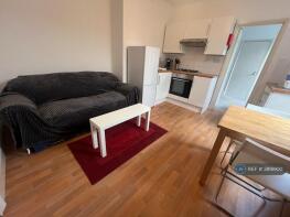 Flat 2, 1, Kingsley Road, Plymouth PL4 6QW