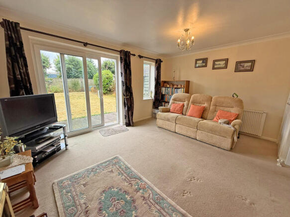 2 bed Semi-Detached for sale Image 4