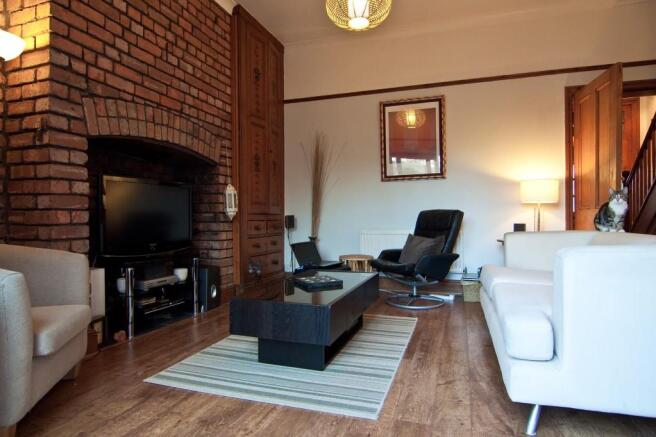 Dining/Lounge