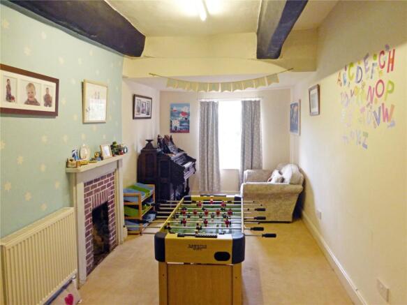 Sitting Room/Playrom