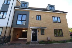 16, Fairlawn Crescent, Greenhithe DA9 9YG