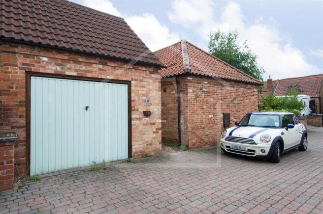 Detached Garage