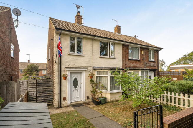 2-bed semi-detached on St. Edmunds Way, Rainham, Gillingham, ME8 8ER, £290,000