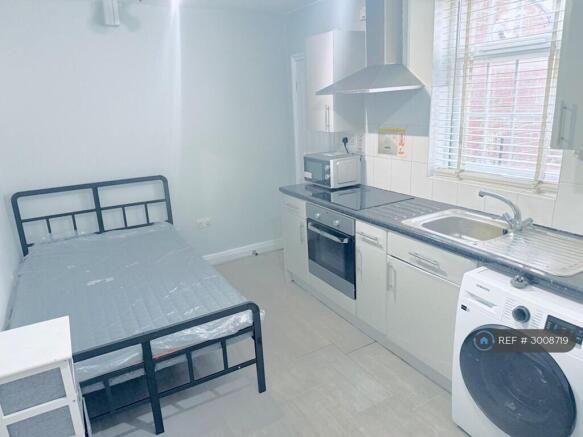 Self Contained Studio Flat