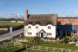 1, Bordon Hill, Stratford-upon-avon CV37 9RZ
