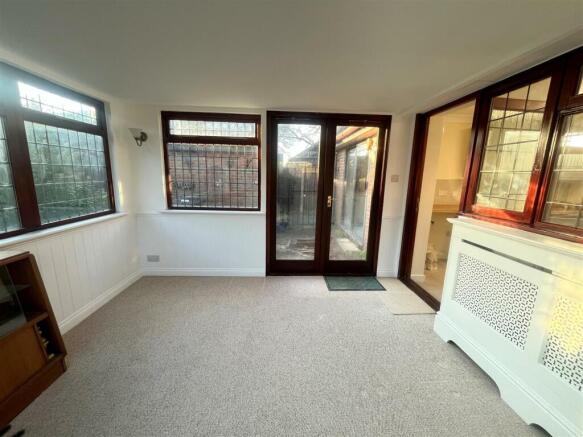 sun room.jpg