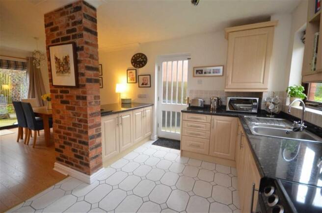 KITCHEN AREA