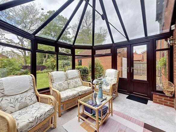 3 bed Detached for sale Image 7