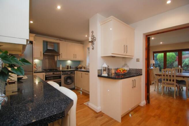 Kitchen / Breakfast 