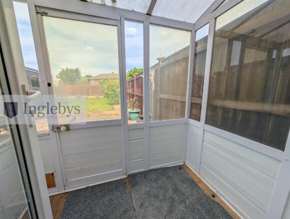 2 bed House for sale Image 7