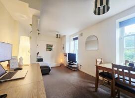2, Dalbury House, Ferndale Road, London SW9 8AP