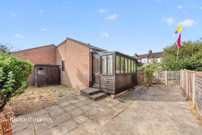 Bletchingley Close, Thornton Heath photo 4