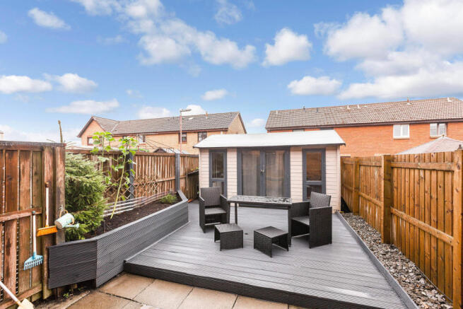 gardens decking and