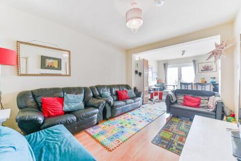 Elm Gardens, Mitcham, CR4