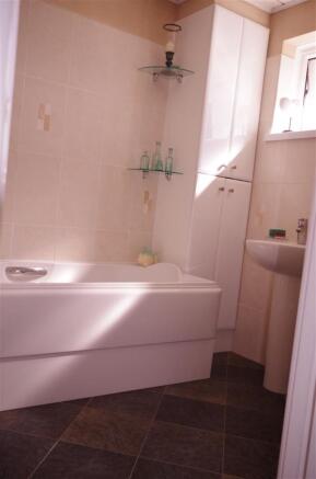 Combined Bathroom/wc