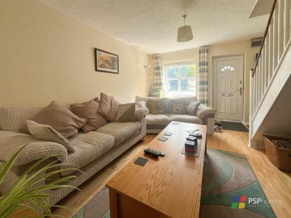 Living room .jpg