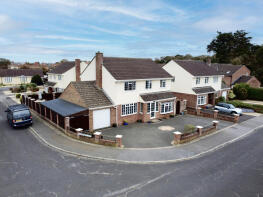 4, Pizey Avenue, Burnham-on-sea TA8 2HS
